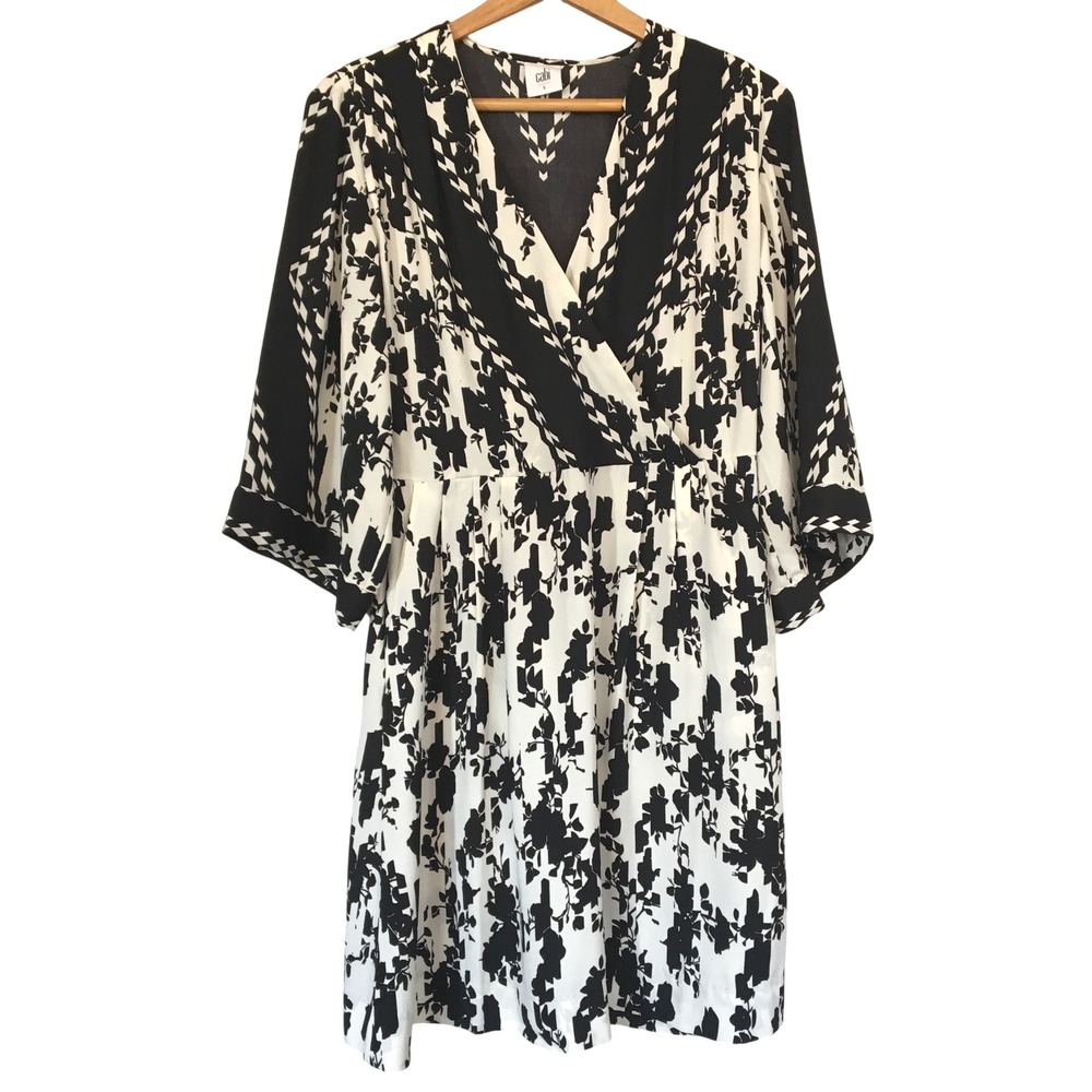 Cabi X-Factor Black White Floral V Neck Suplice Midi Dress Size S‎ Style 6369